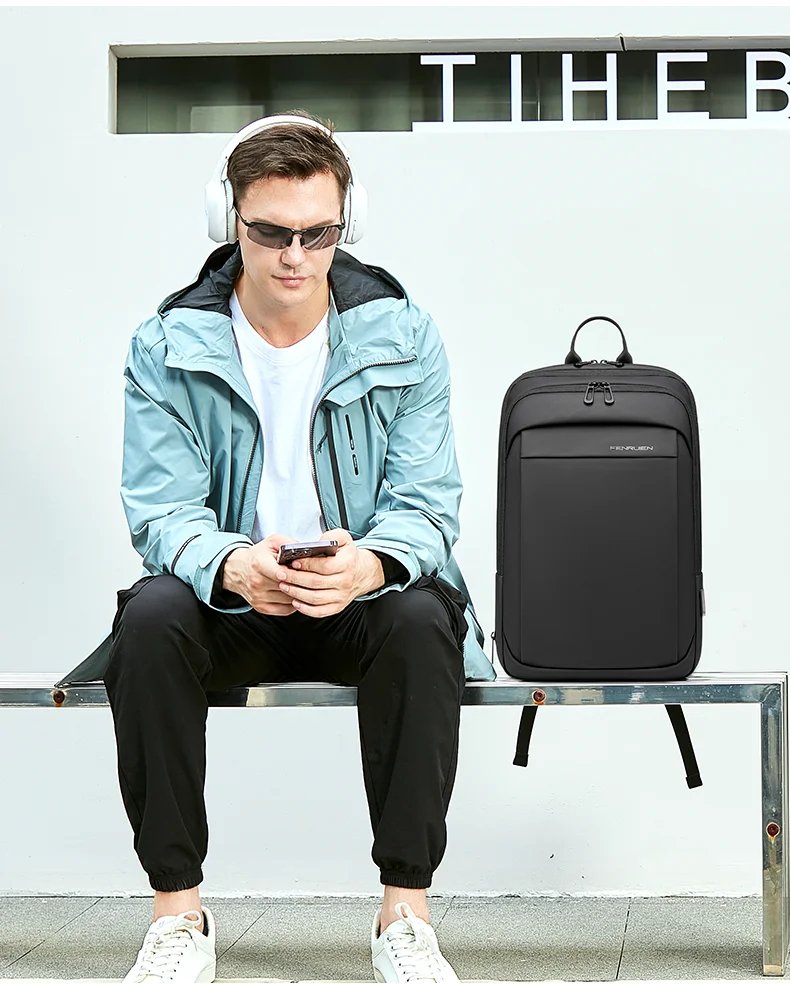 FENRUIEN USB Charging Waterproof College Backpack